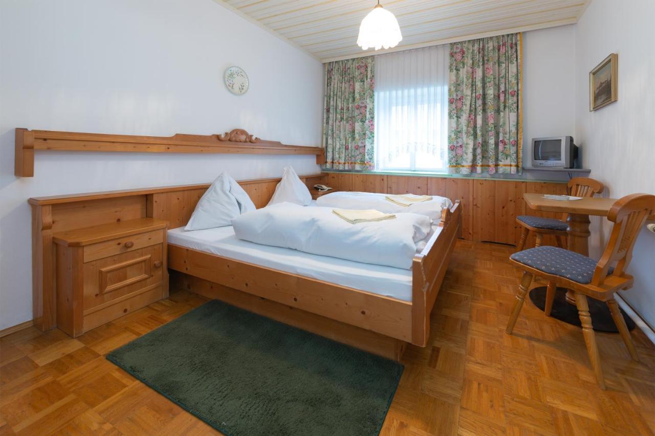 Tirolerhof Hotel Санкт Георген им Атергау Екстериор снимка